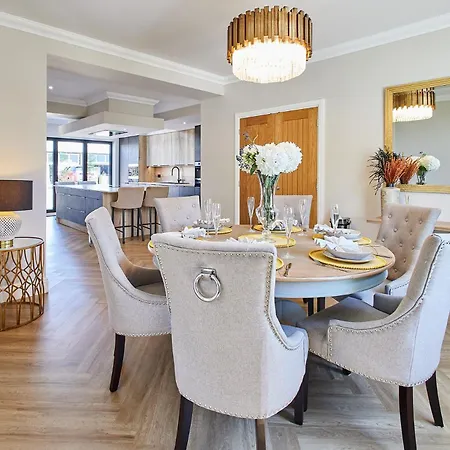 Host & - Finch House